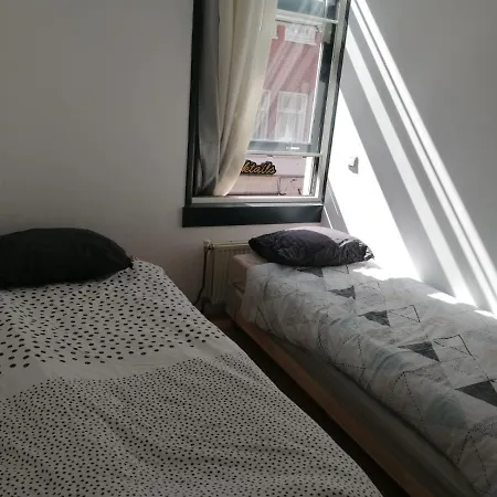 Bed & Breakfast Leidse